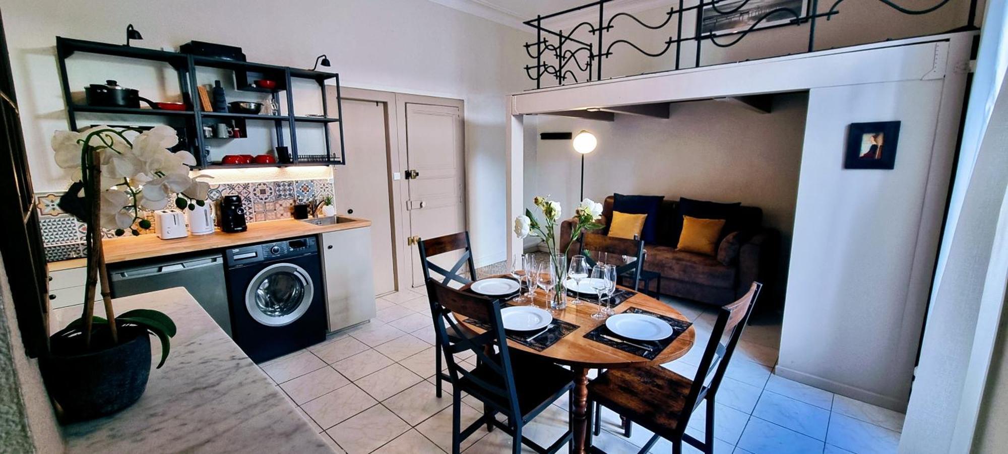 Apartment Le Montmorency 35 Authentique Centre Historique Climatisation